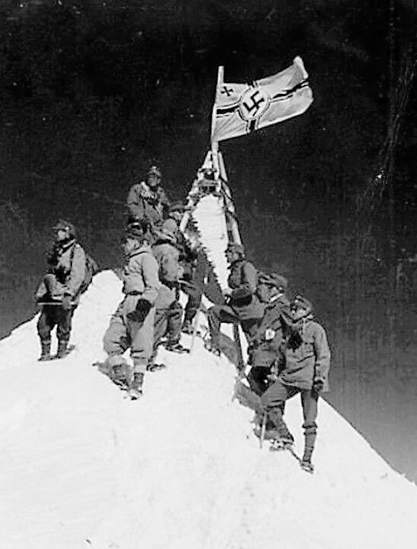 Ascension du mont Elbrouz par la Wehrmacht en 1942