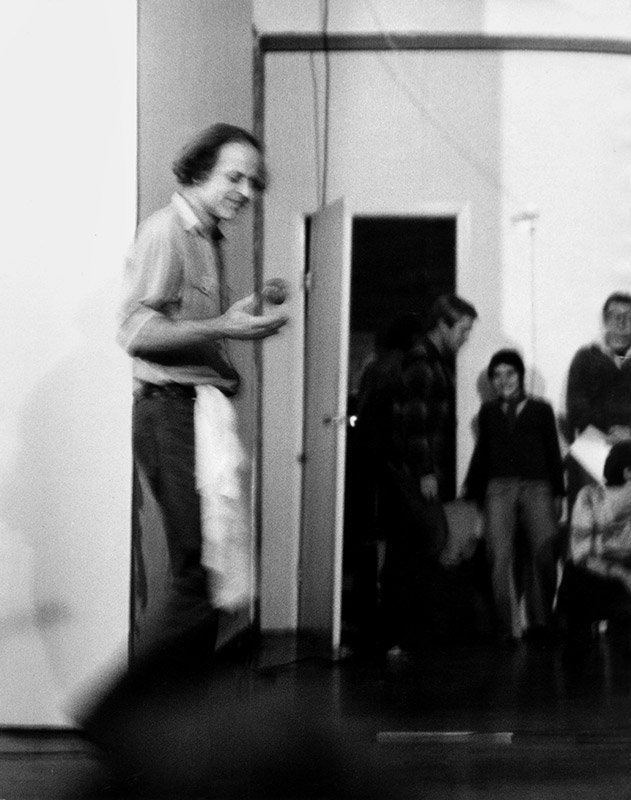 Jean Dupuy, performance lors de Soup & Tart, The Kitchen, New York, 30 novembre 1974 (Photo : Peter Grass)
